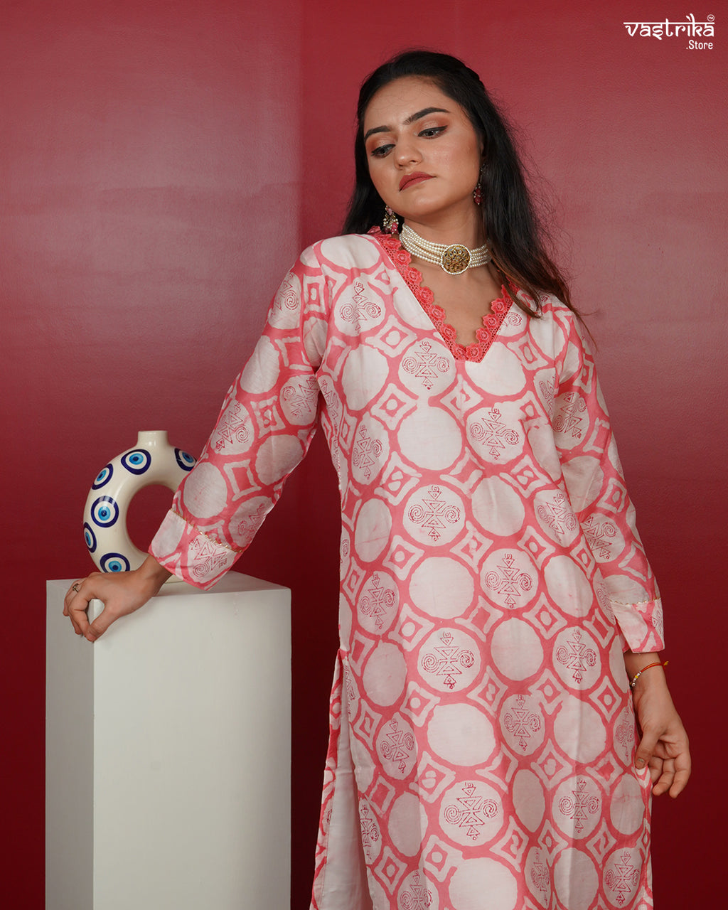 Printed Kurti Set with Lace Detailing