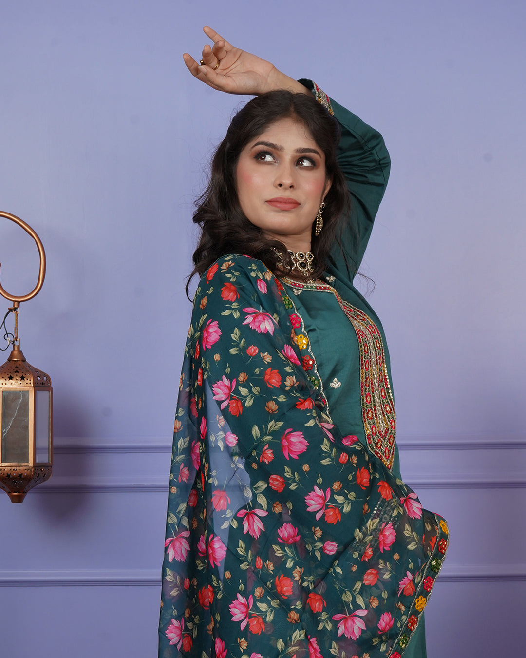 Straight-Cut Thread Work Kurti Set
