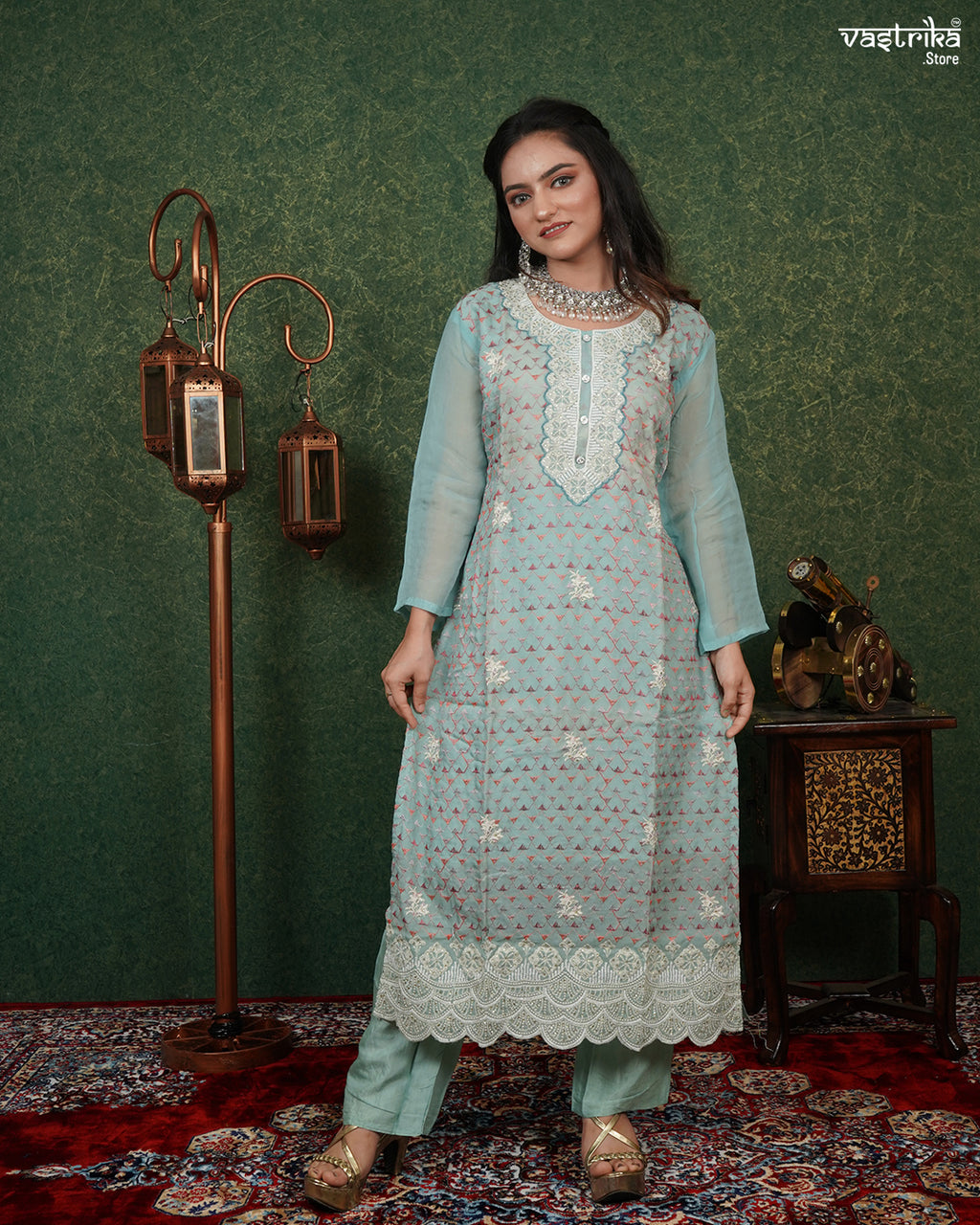 Elegant Chikankari Kurti Set