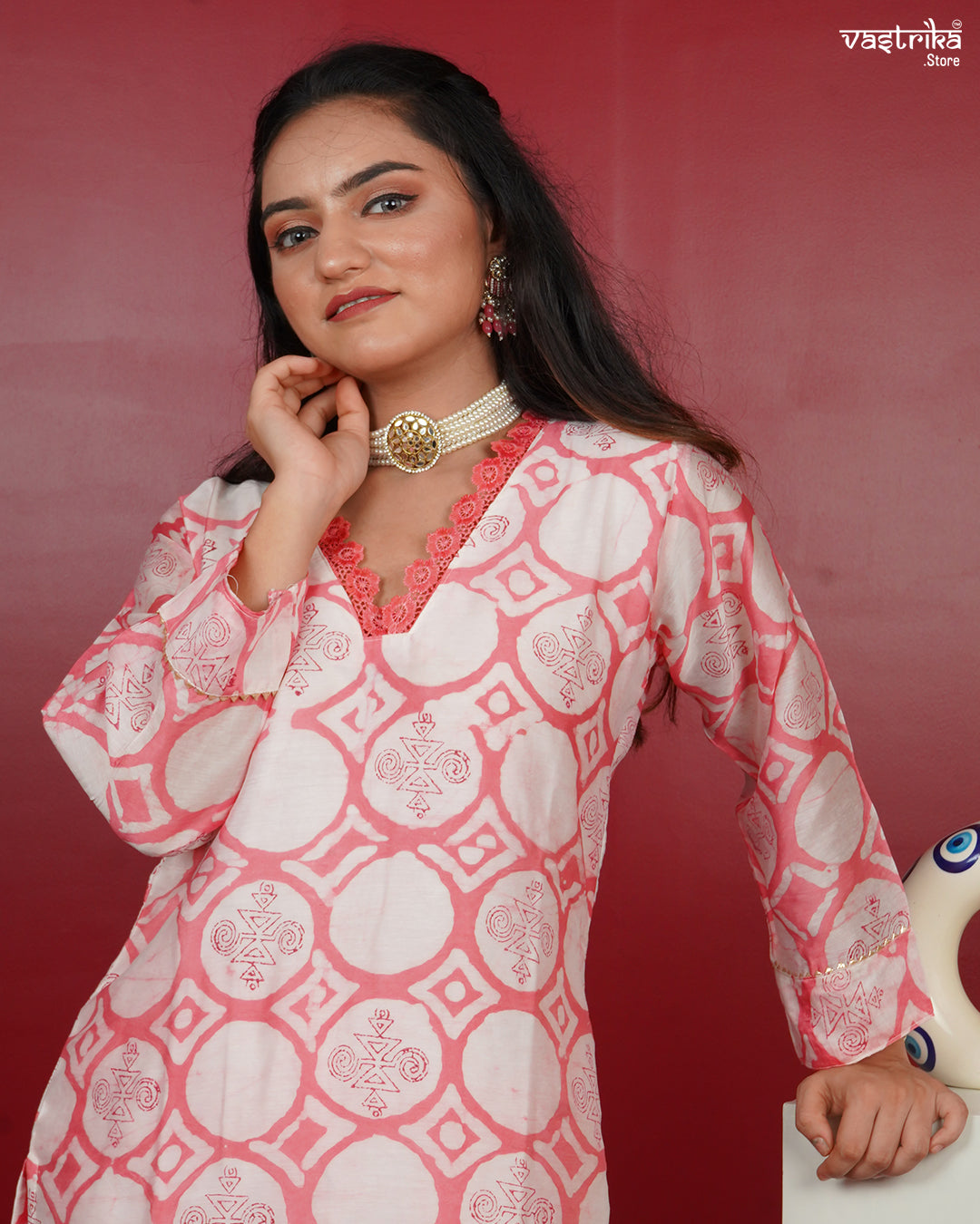 Printed Kurti Set with Lace Detailing