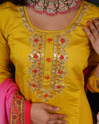Handworked Kurti Set