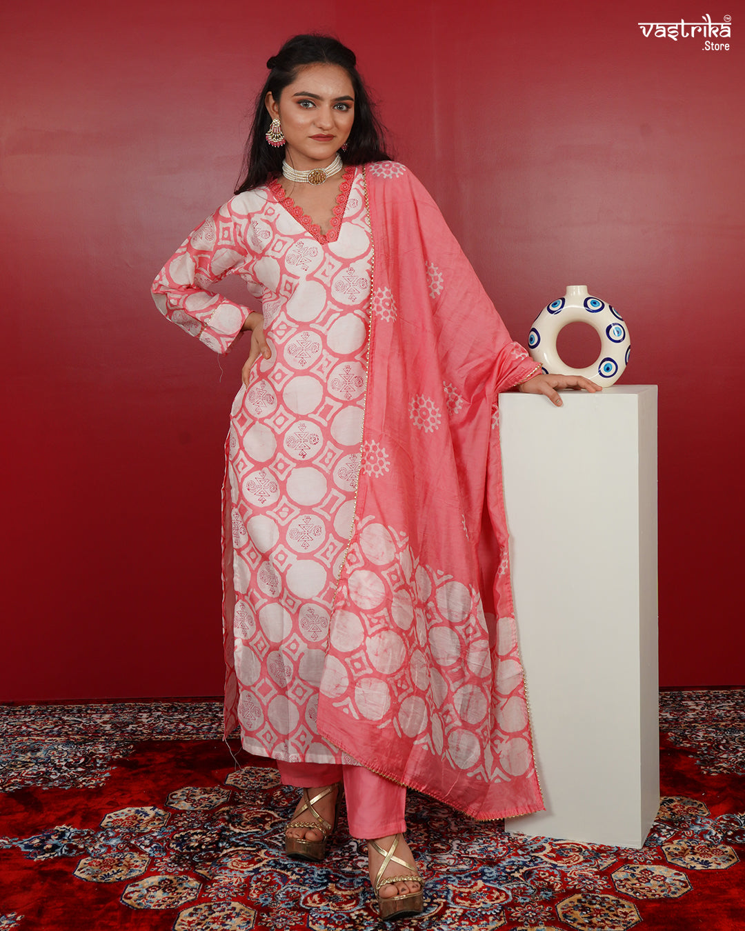 Printed Kurti Set with Lace Detailing
