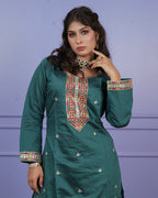 Straight-Cut Thread Work Kurti Set