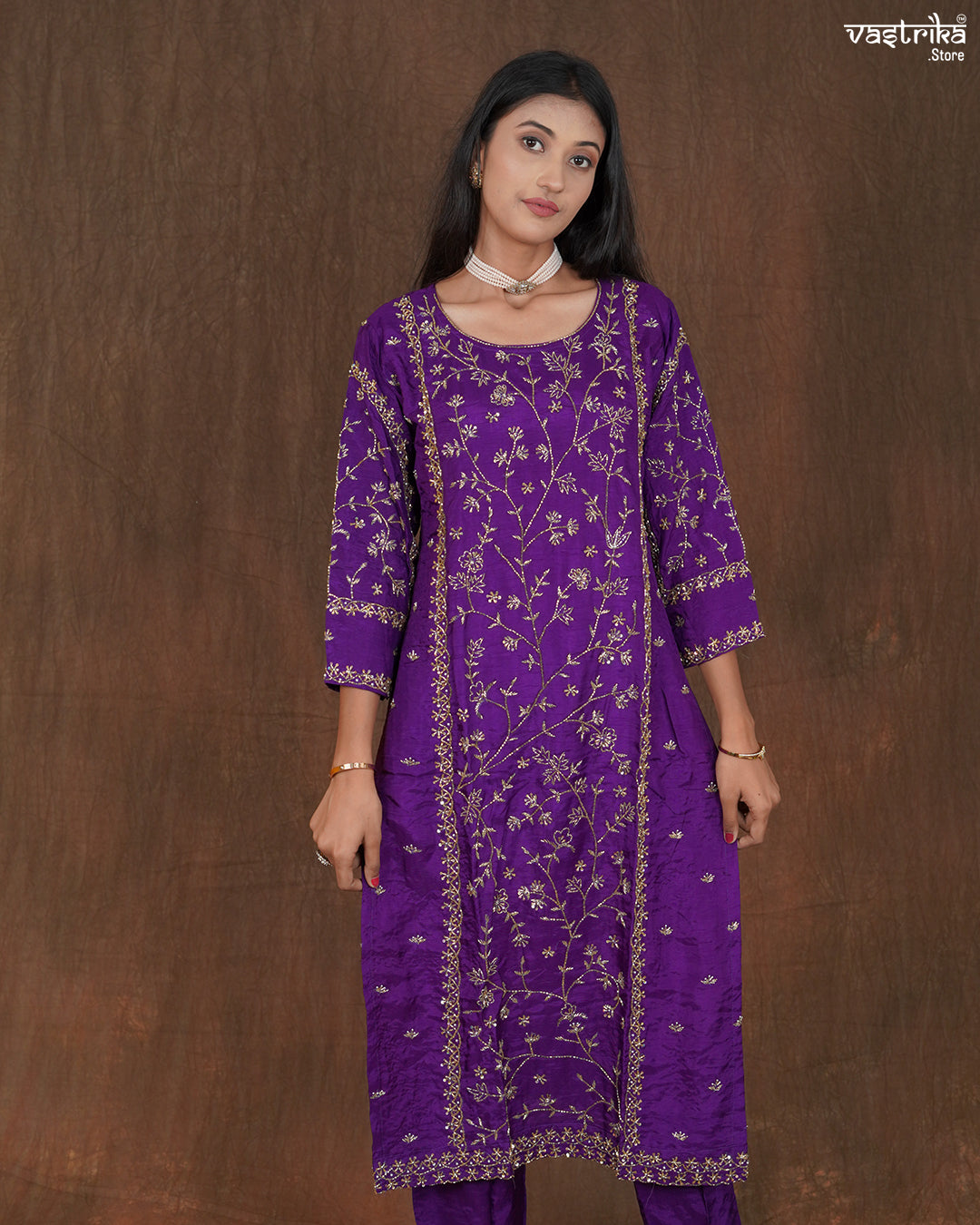 Full Jaal Handworked Kurti Set