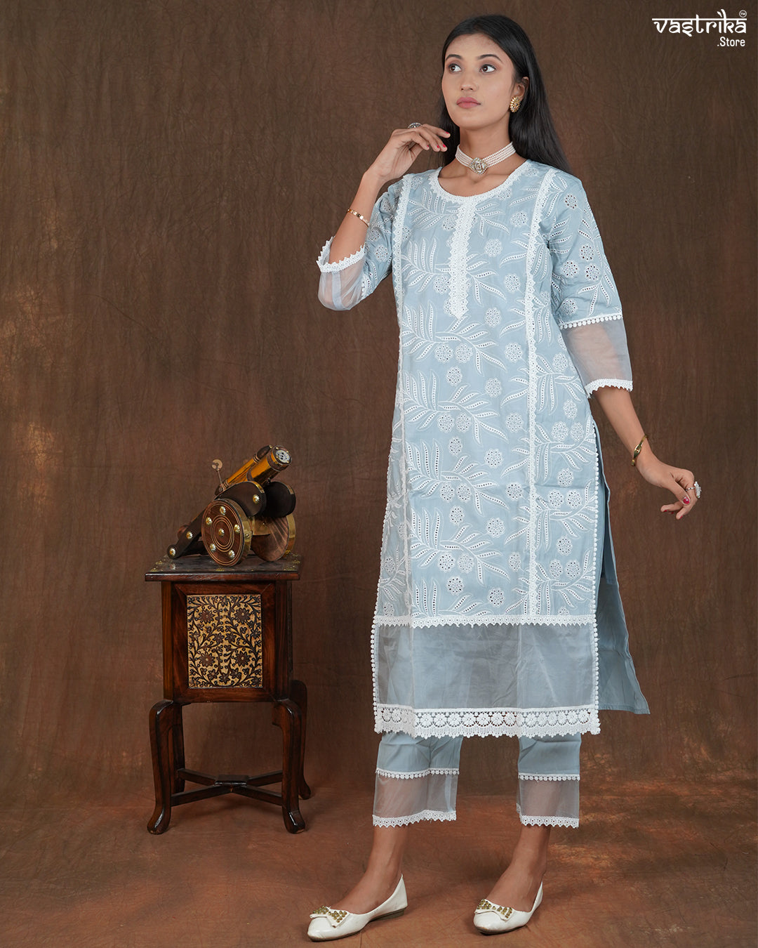 Pista Roman Suit Set