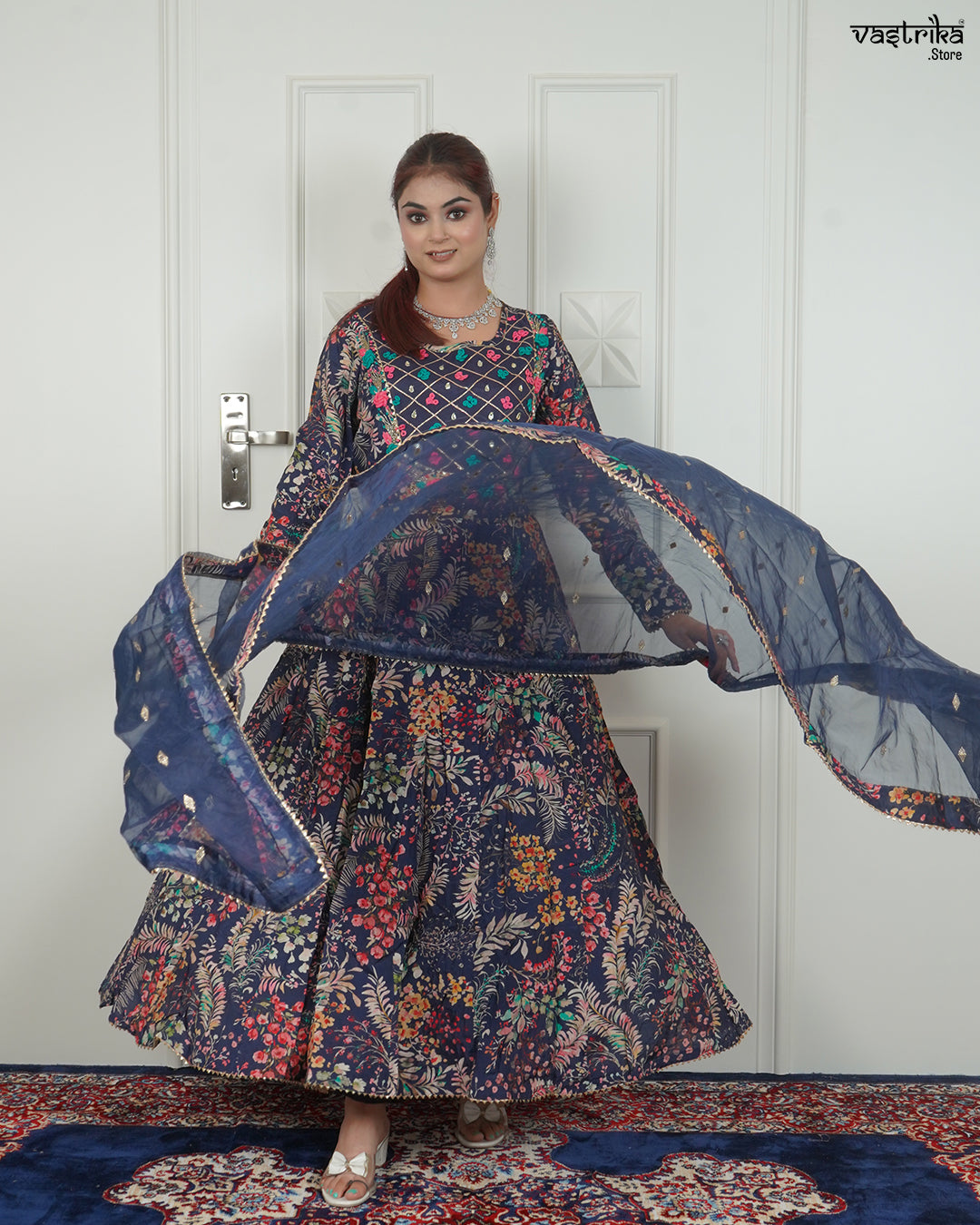Straight Jari Work Kurti Set