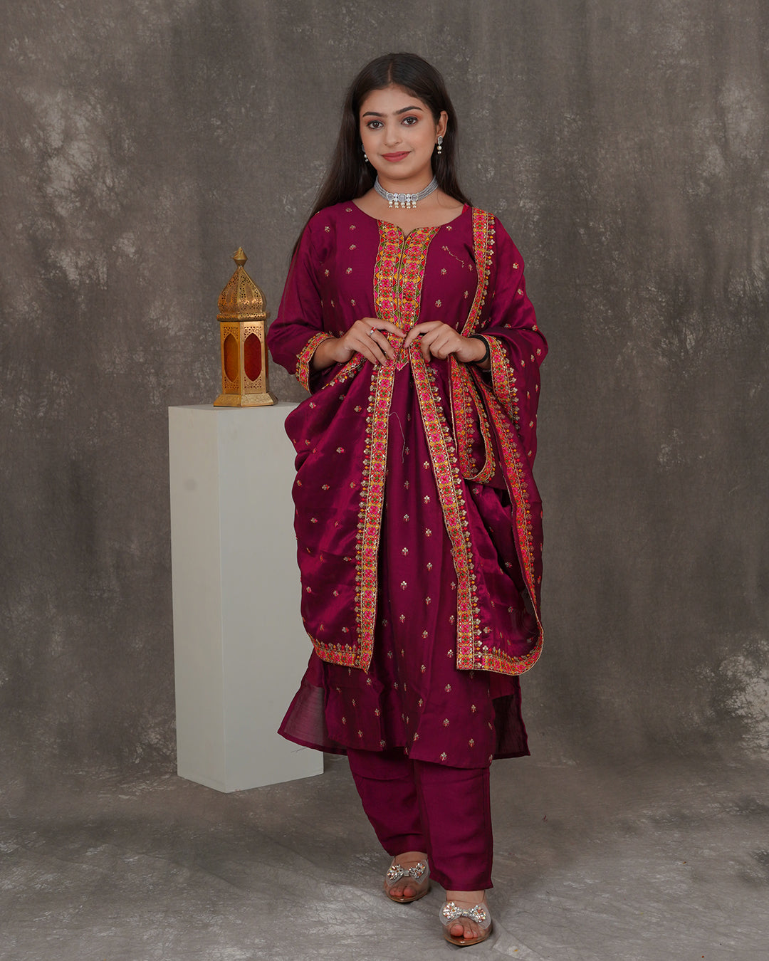 Booti Threadwork Kurti Set