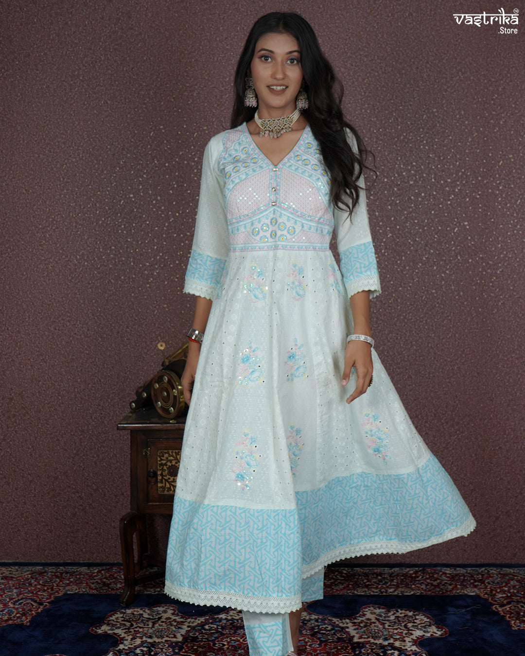 Graceful Resham Detailed Frock