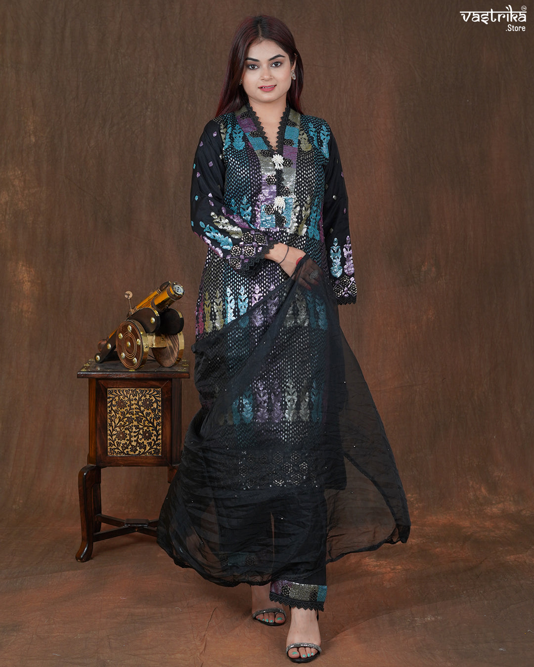 Riyana Sequin Jaal Kurti Set