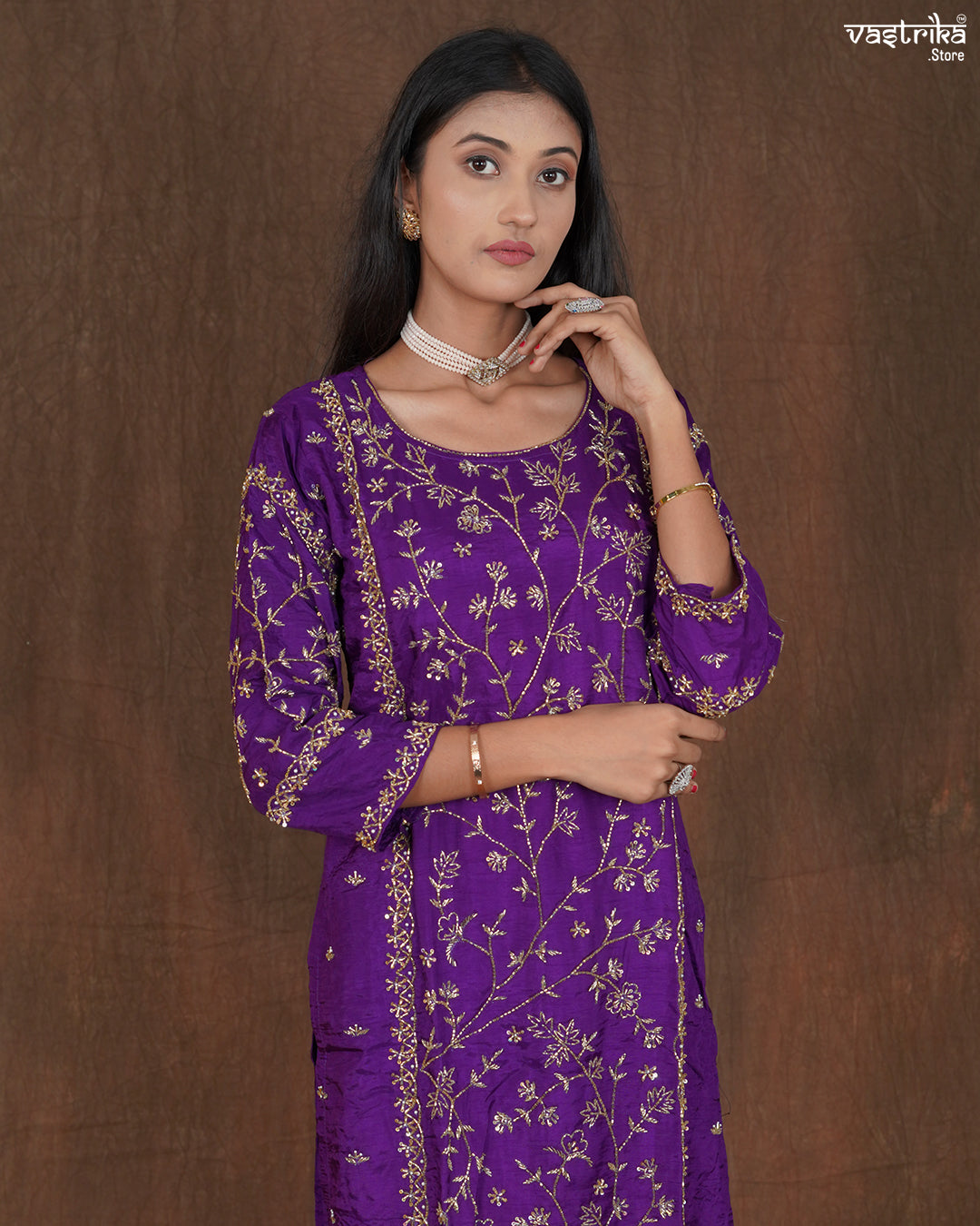 Full Jaal Handworked Kurti Set