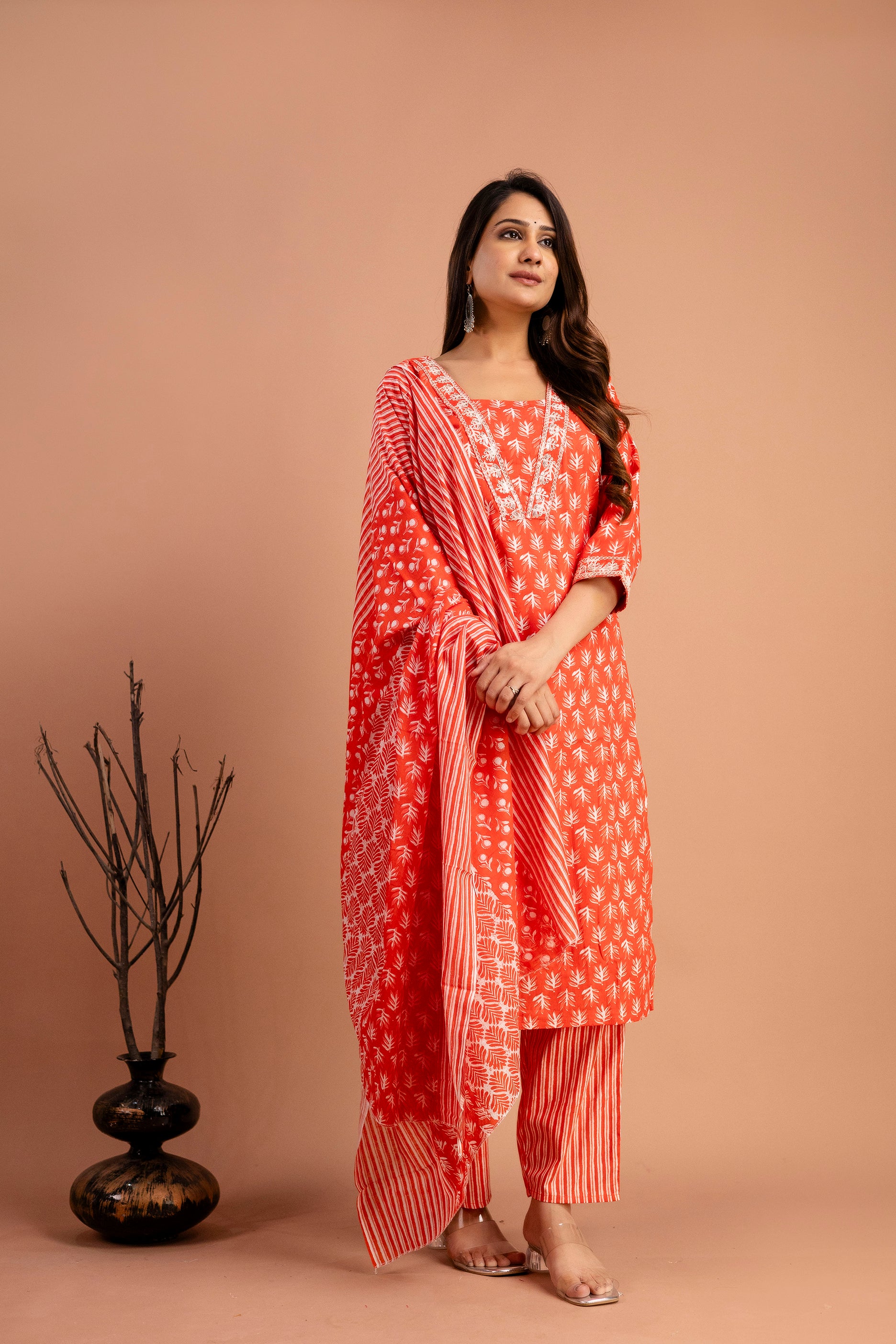 Printed Kurti with Resham Work V-Neck