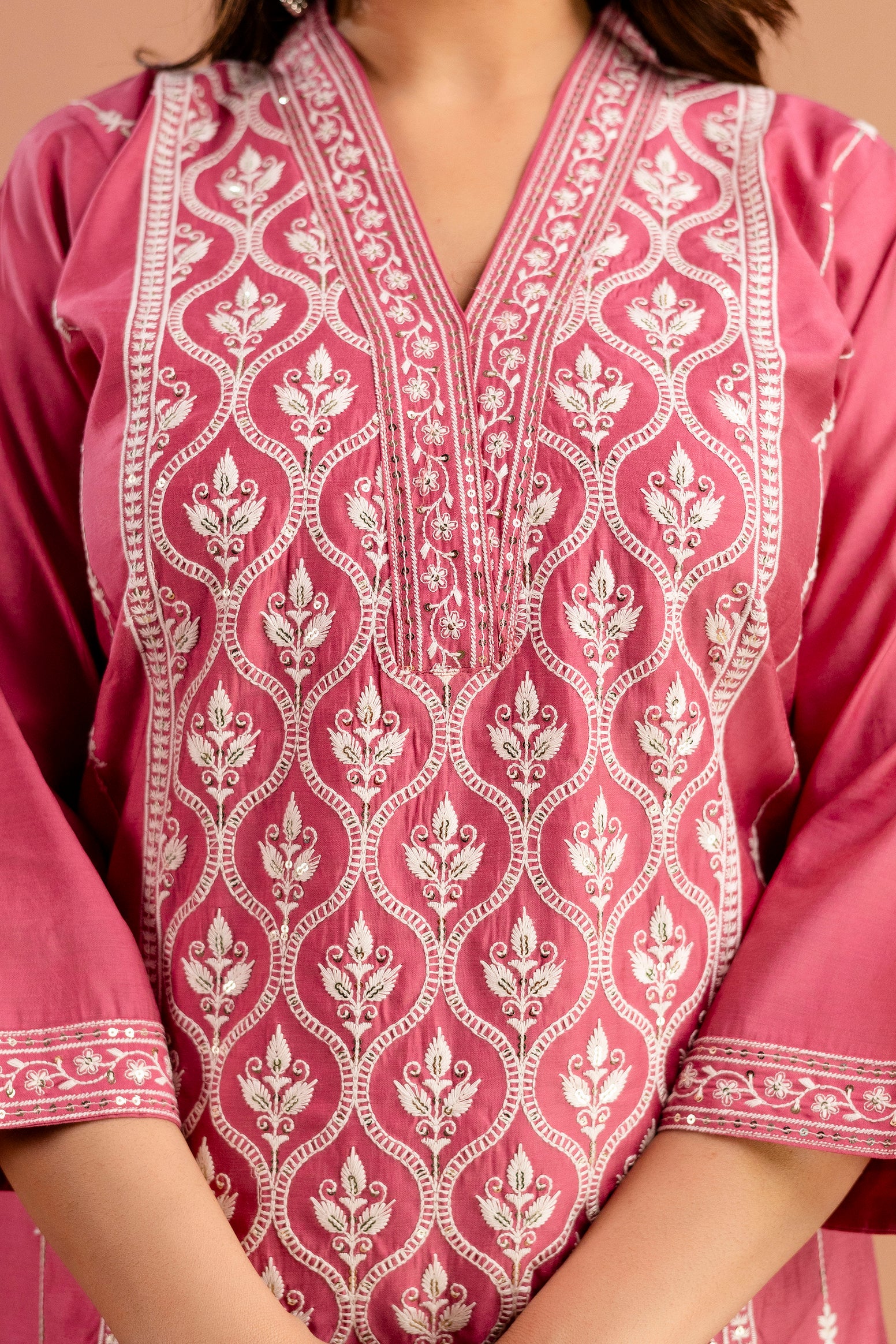 Full Embroidered Lucknavi Kurti