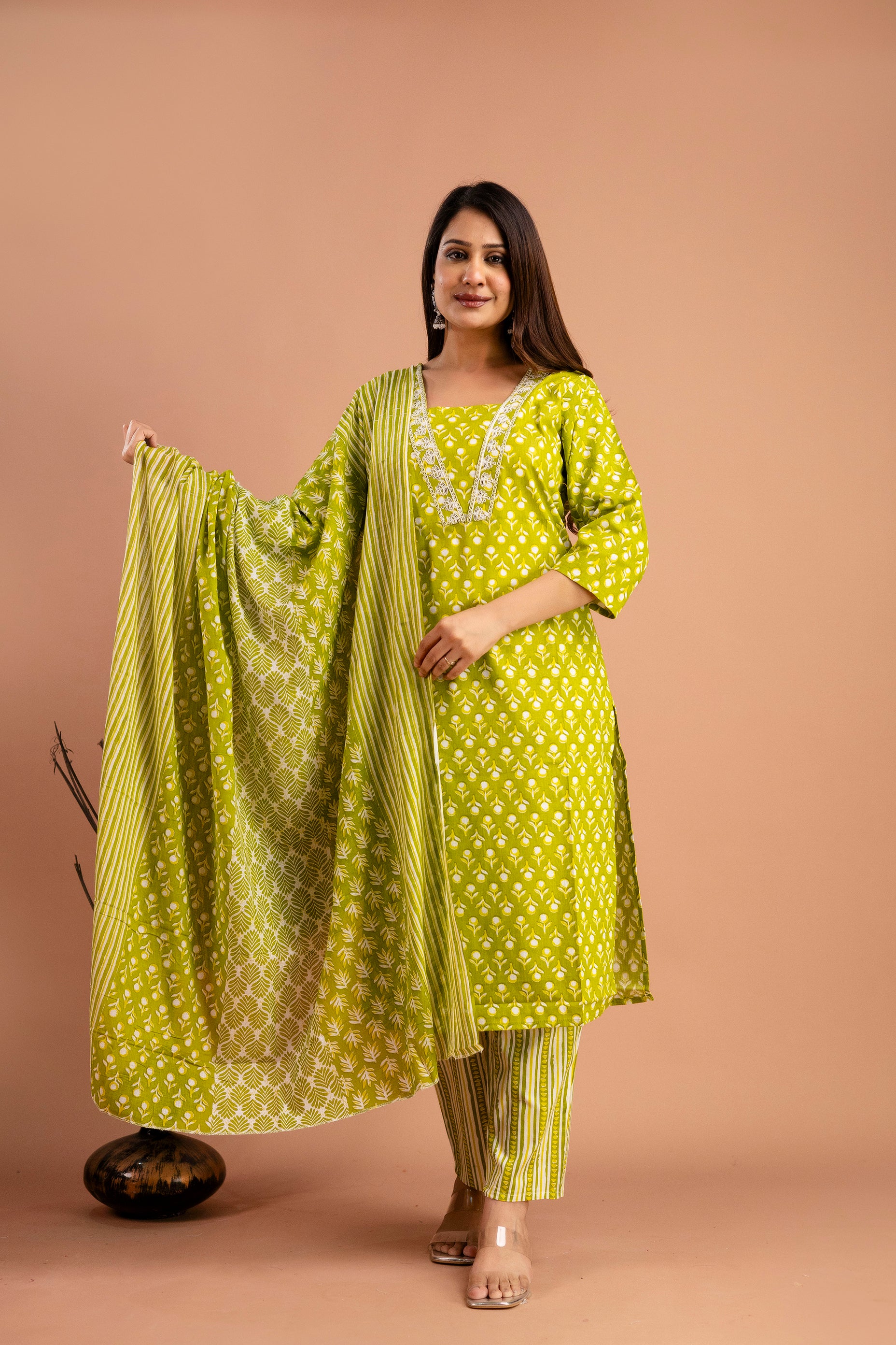 Printed Resham Work V-Neck Kurti
