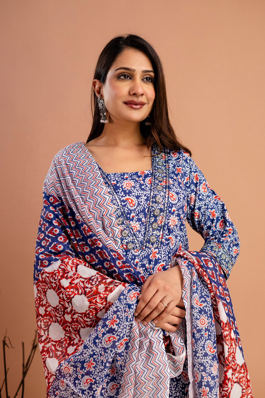 Resham Sequin V-Neck Kurti Set