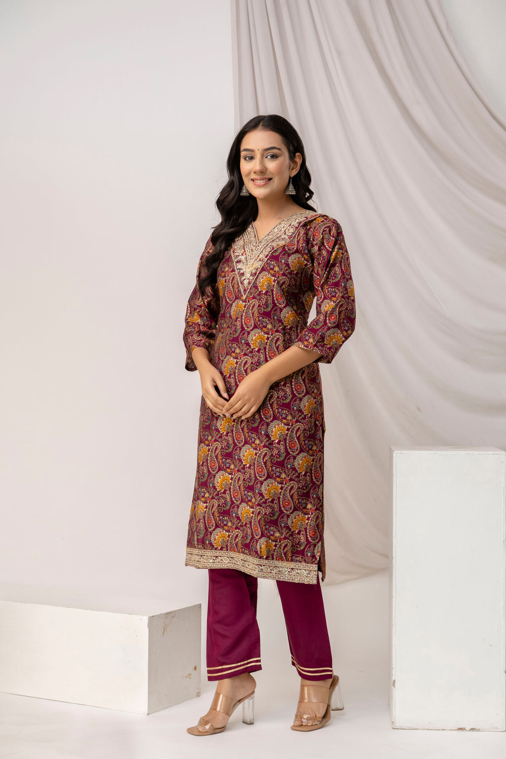 Printed Kurti Set With Jari Work