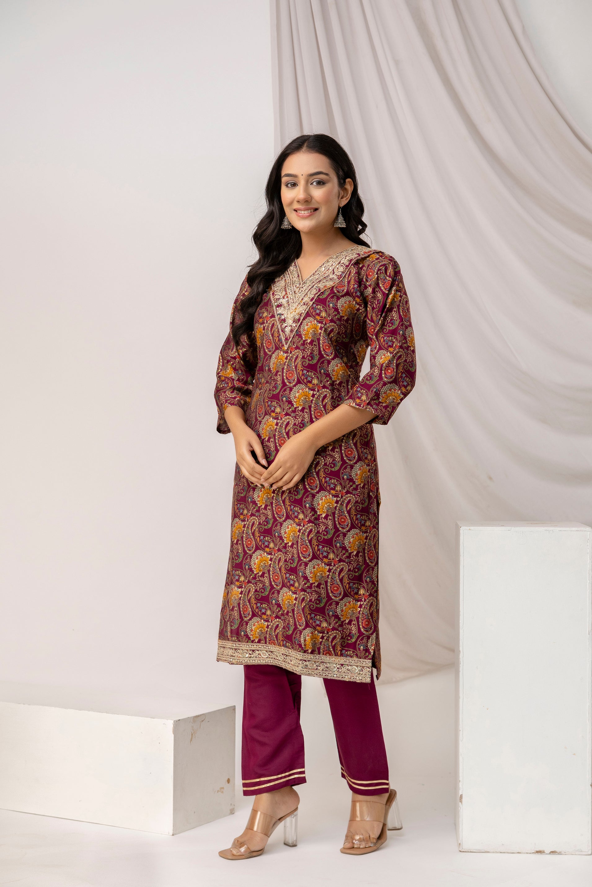 Printed Kurti Set With Jari Work