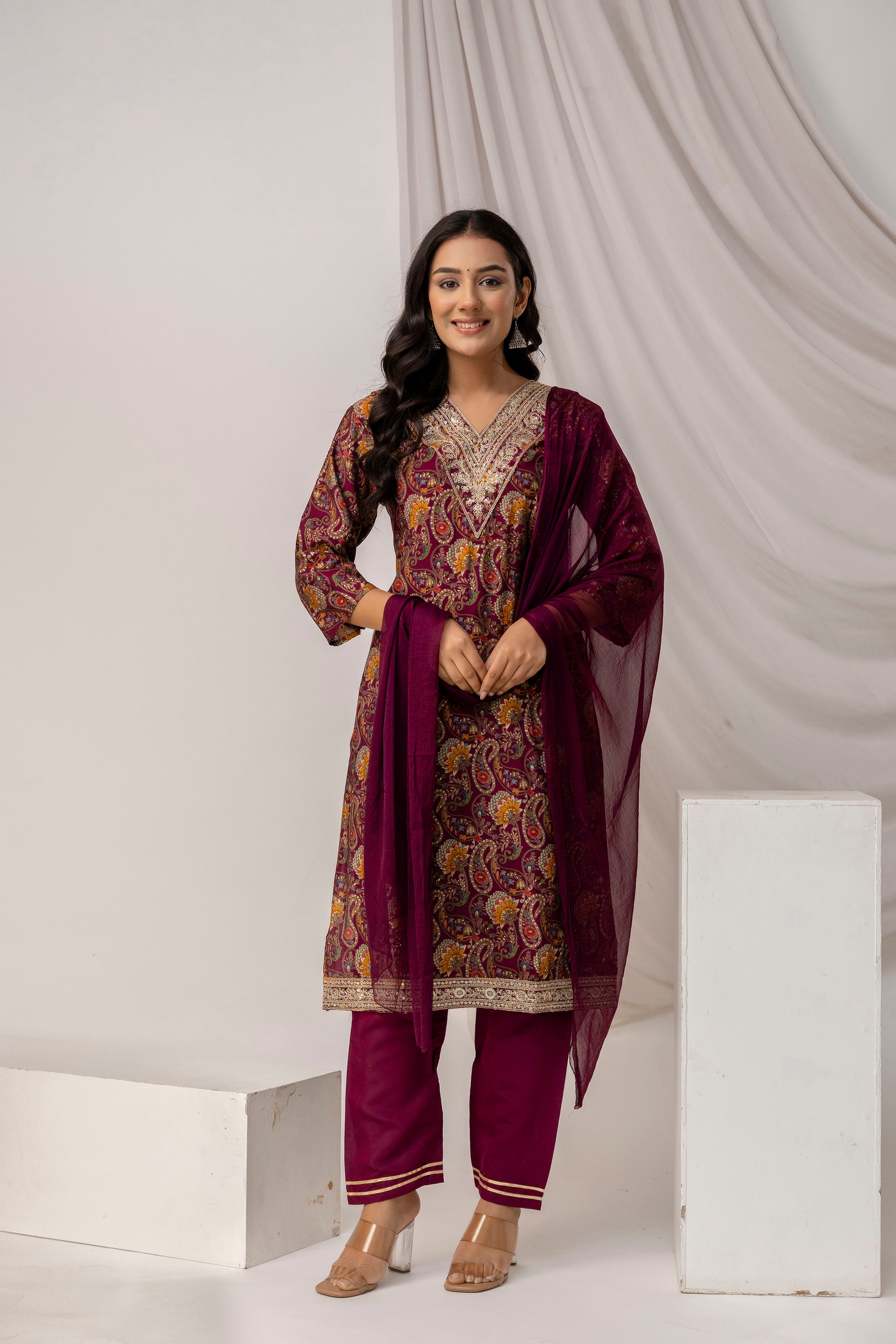Printed Kurti Set With Jari Work