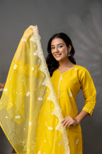 Thread Work Kurti Set