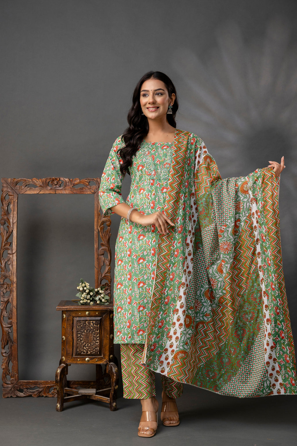 Printed V-Neck Kurti Set