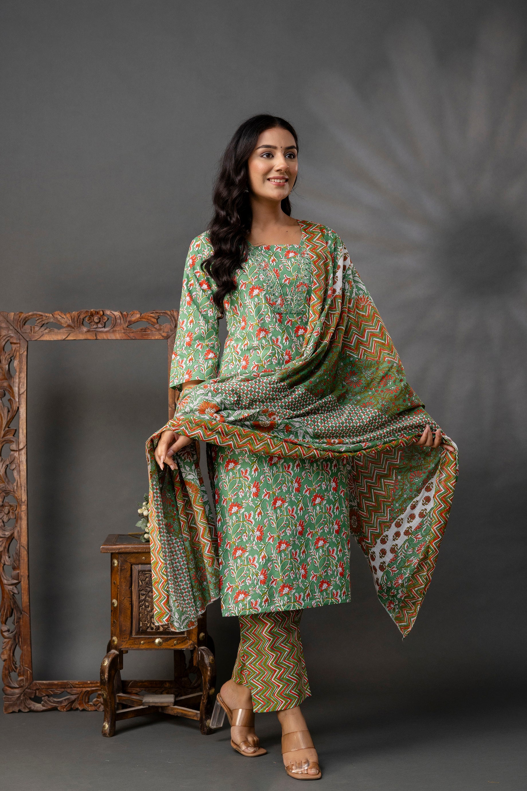 Printed V-Neck Kurti Set