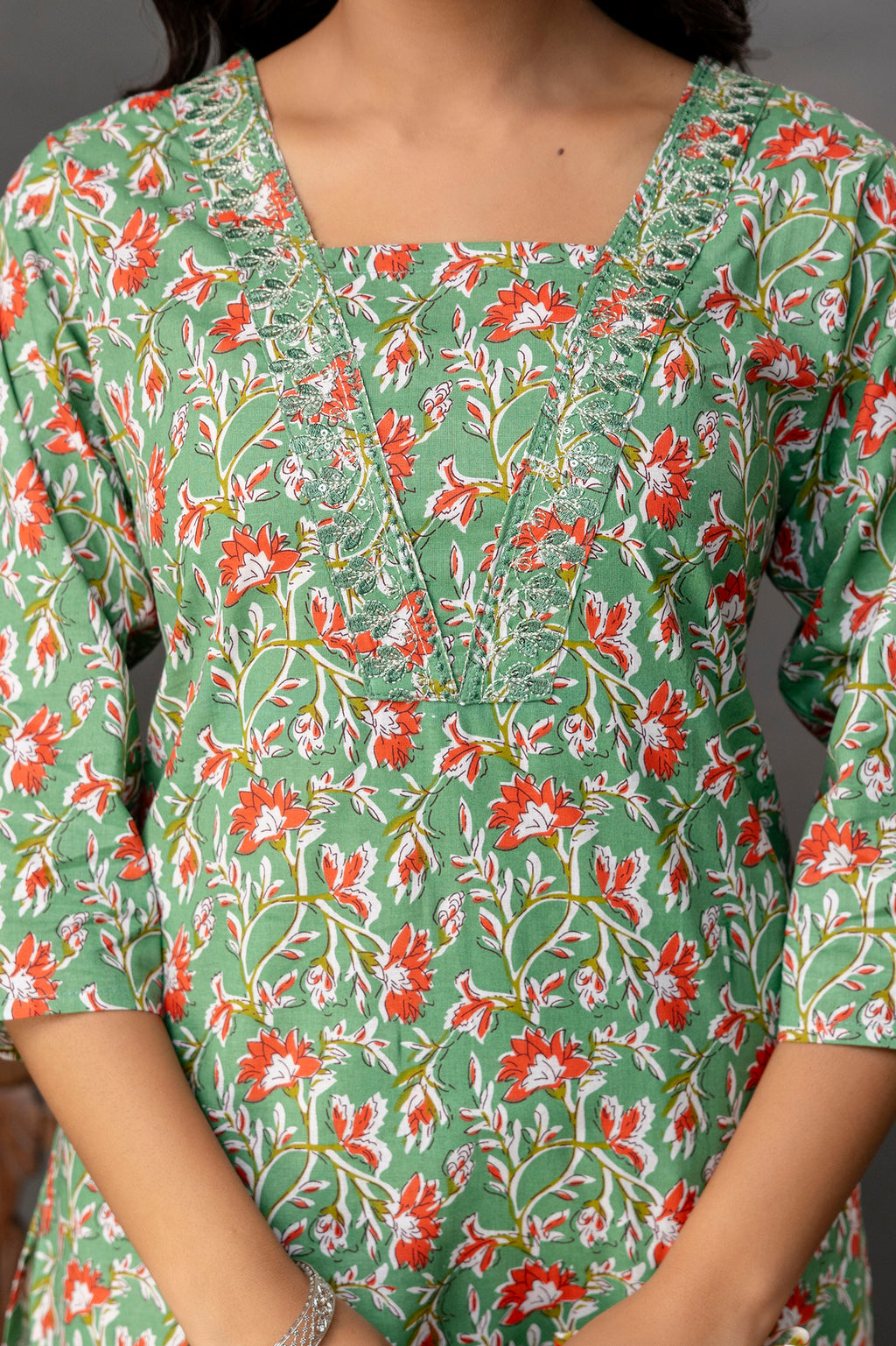 Printed V-Neck Kurti Set