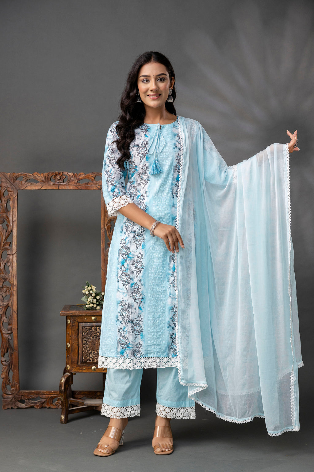 Printed Kurti with V-Wing Work Set