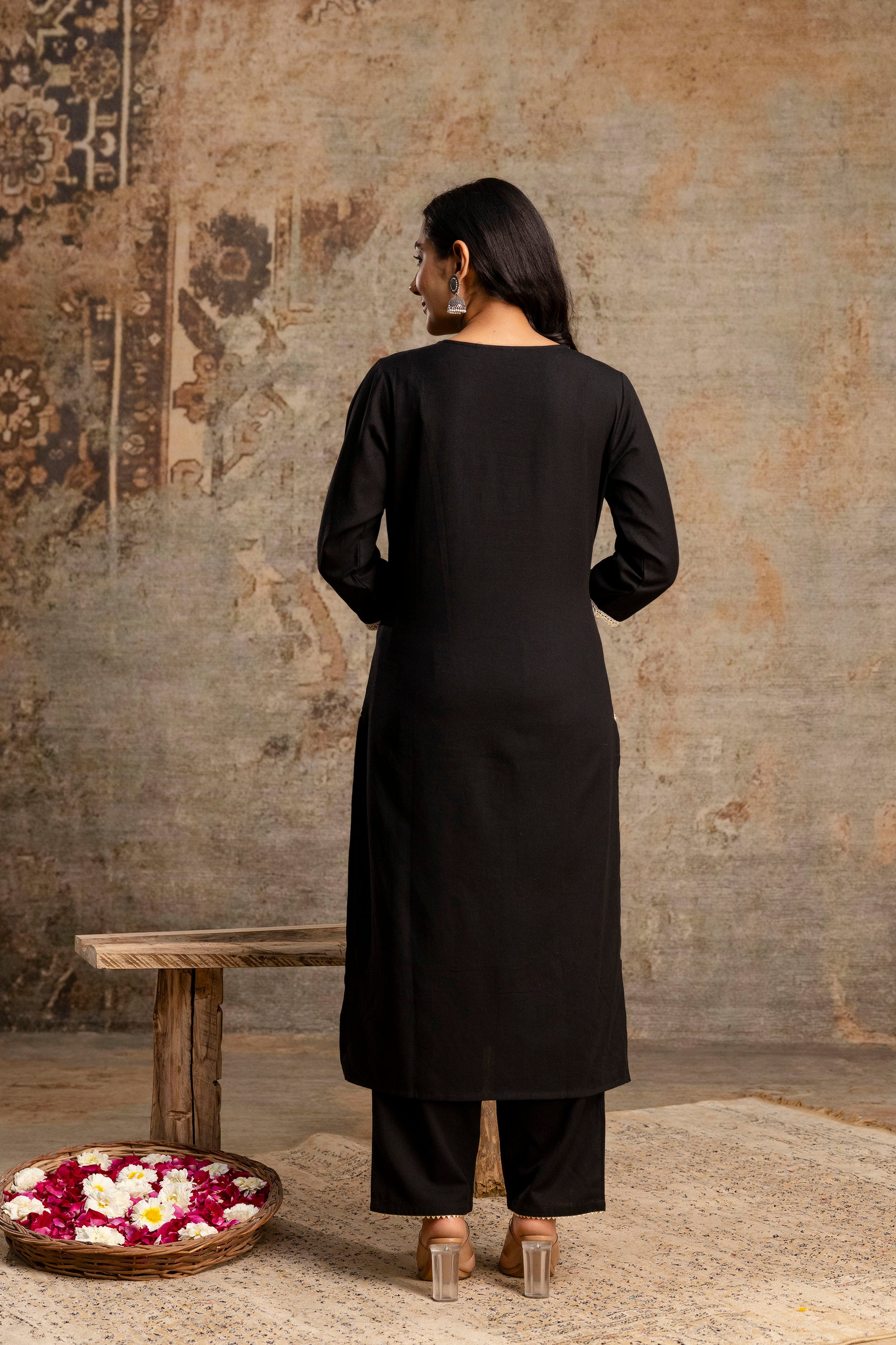 Threaded Grace Kurti Set