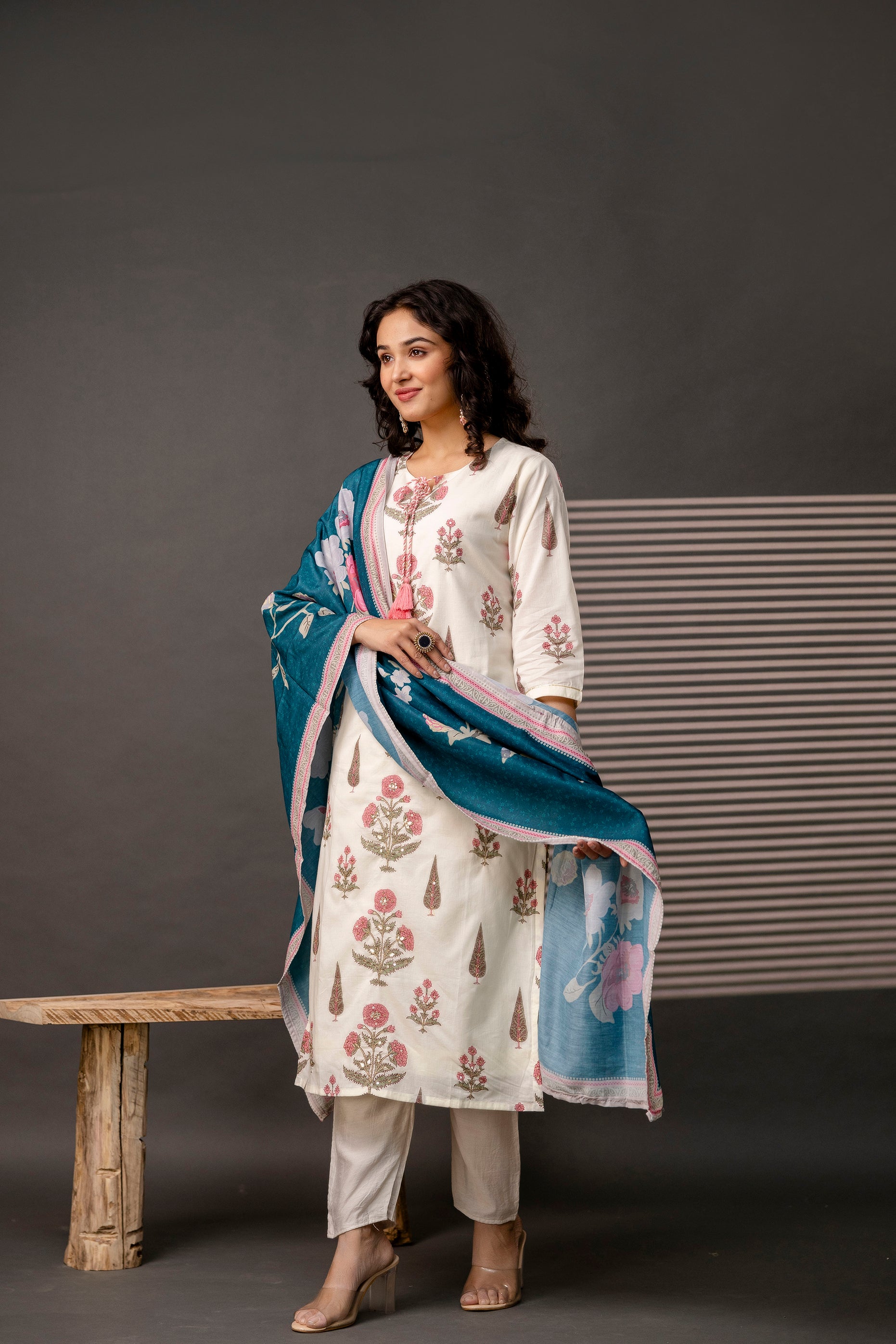 Printed Zari Work Kurti Set