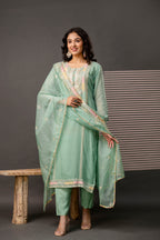 Round Neck Resham Kurti Set