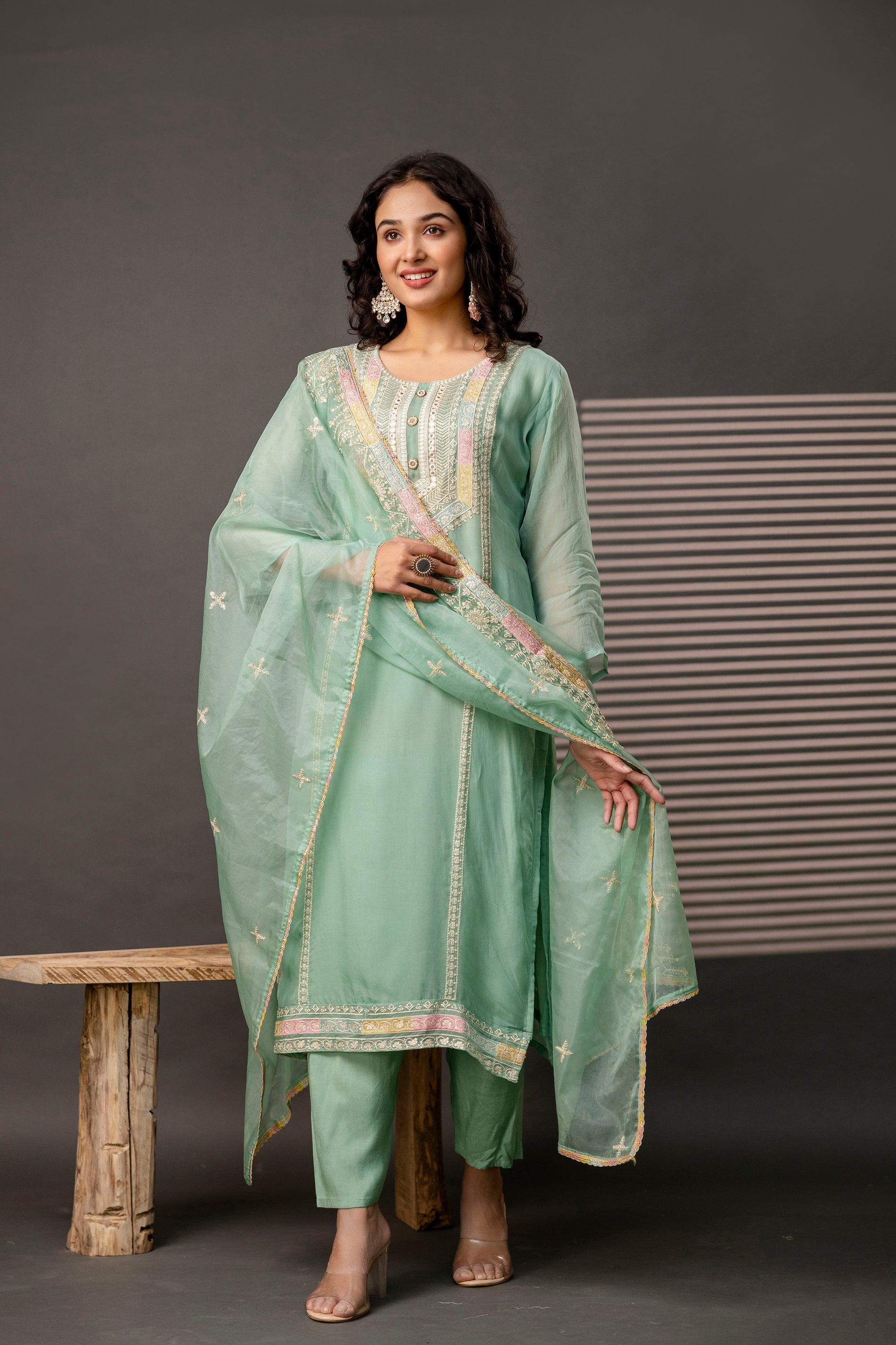 Round Neck Resham Kurti Set