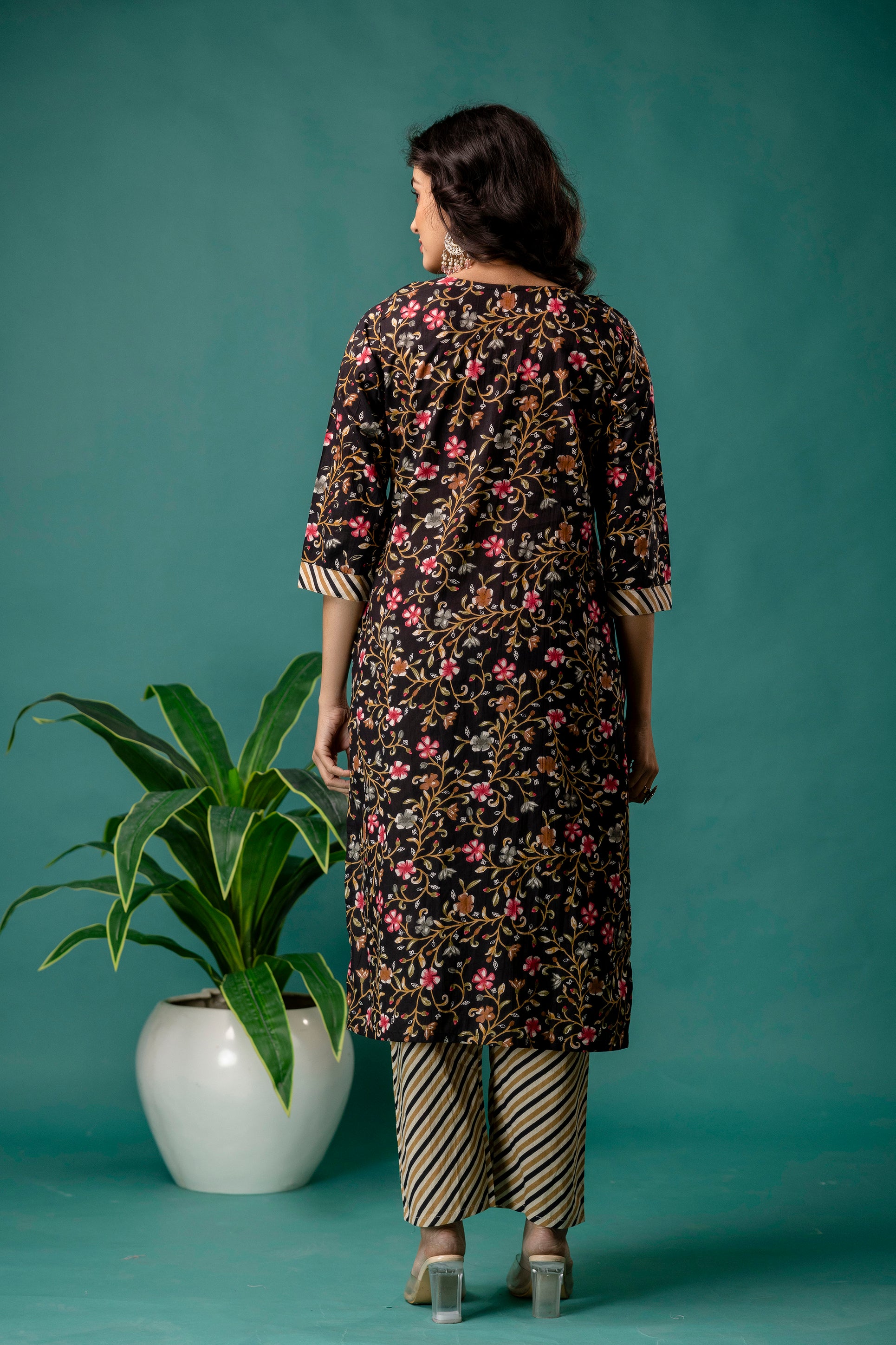 Resham Work Printed Kurti Set