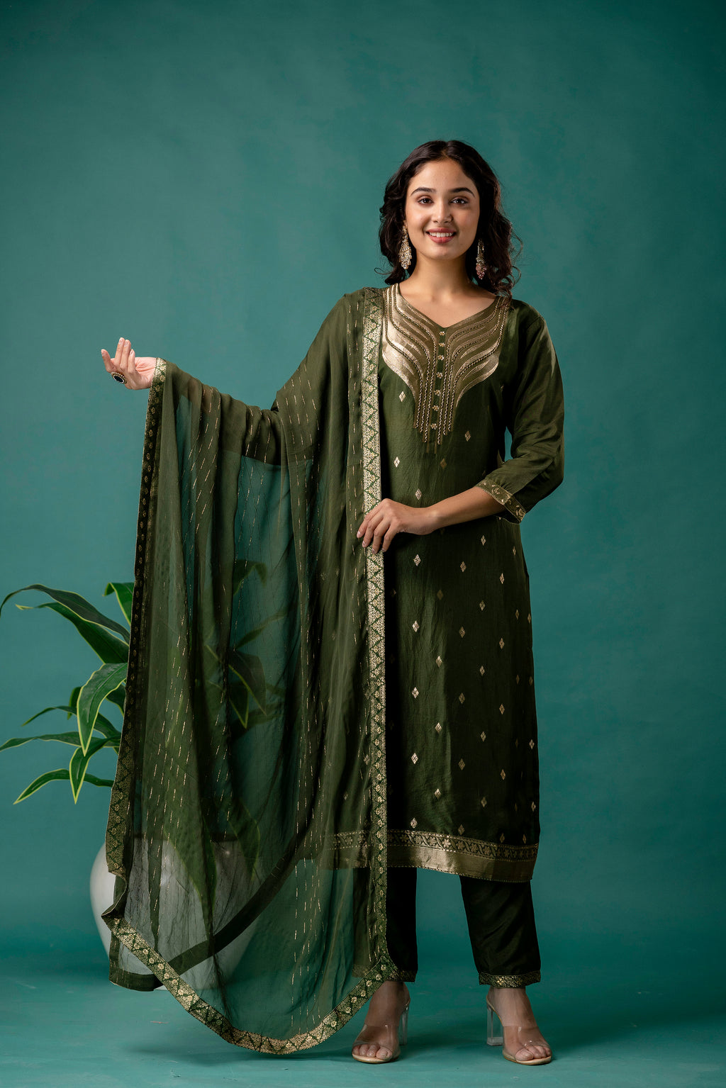 Banarasi Handworked V-Neck Kurti Set
