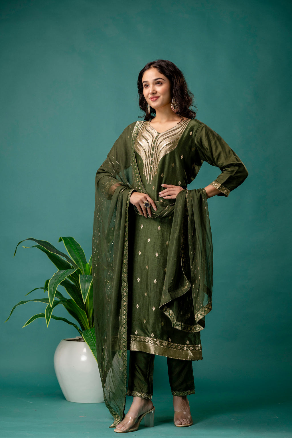 Banarasi Handworked V-Neck Kurti Set