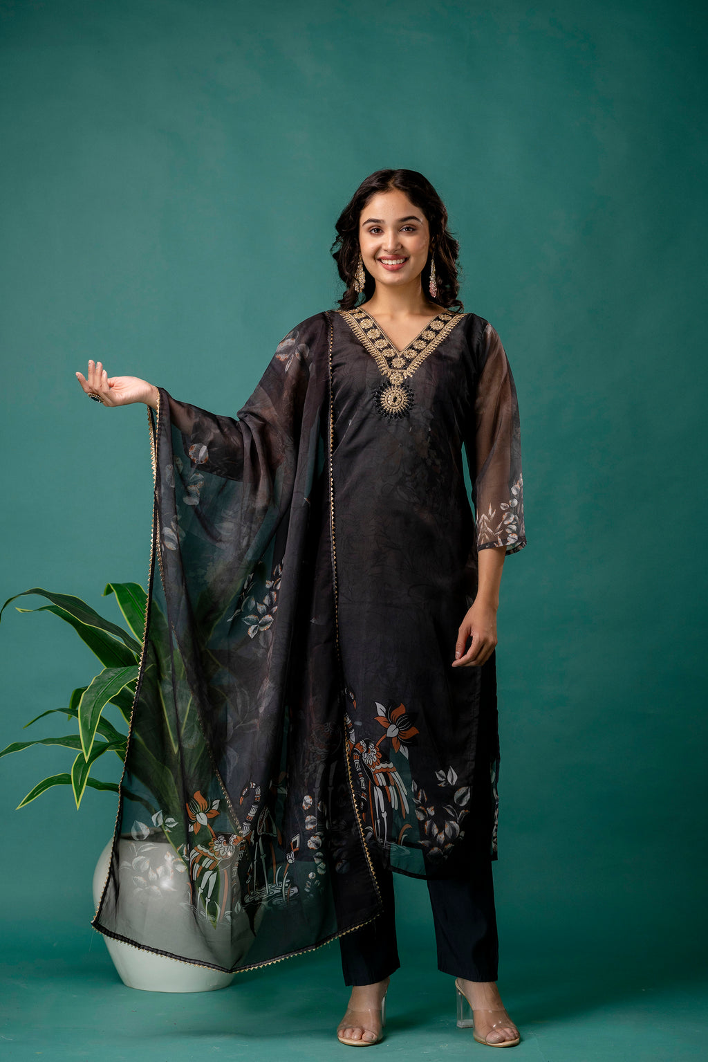 Zari Work Kurti Set with Organza Dupatta