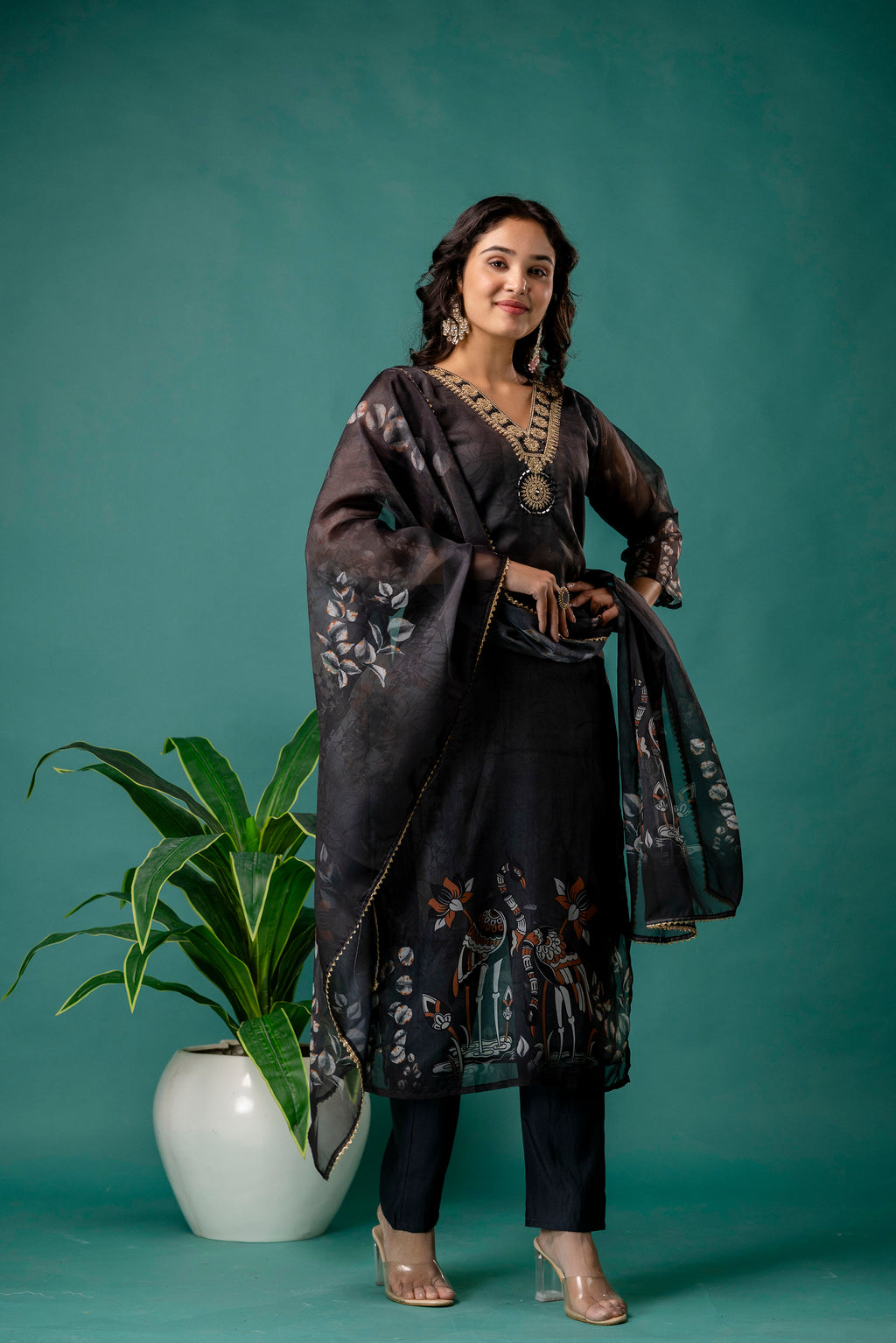 Zari Work Kurti Set with Organza Dupatta