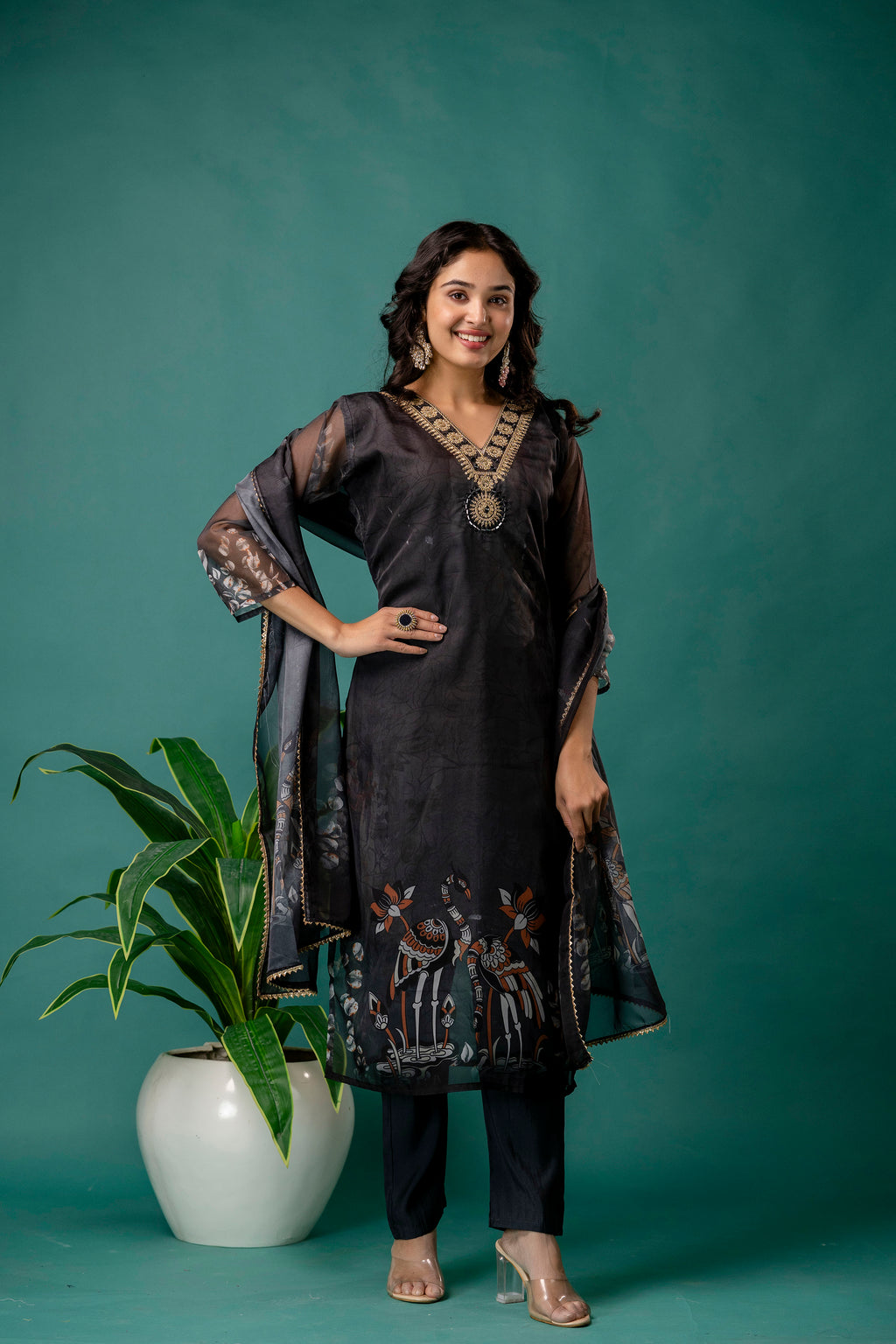 Zari Work Kurti Set with Organza Dupatta