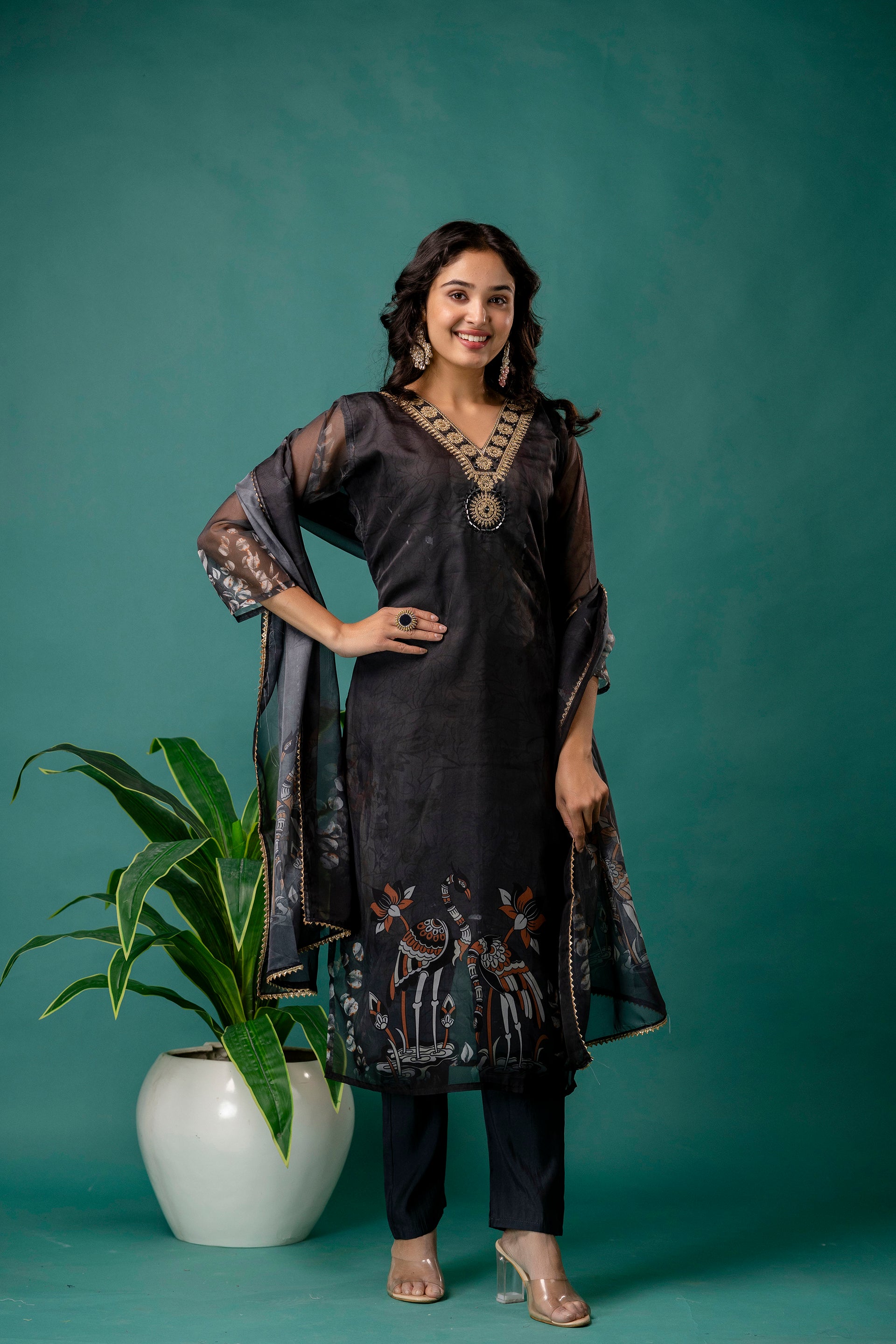 Zari Work Kurti Set with Organza Dupatta