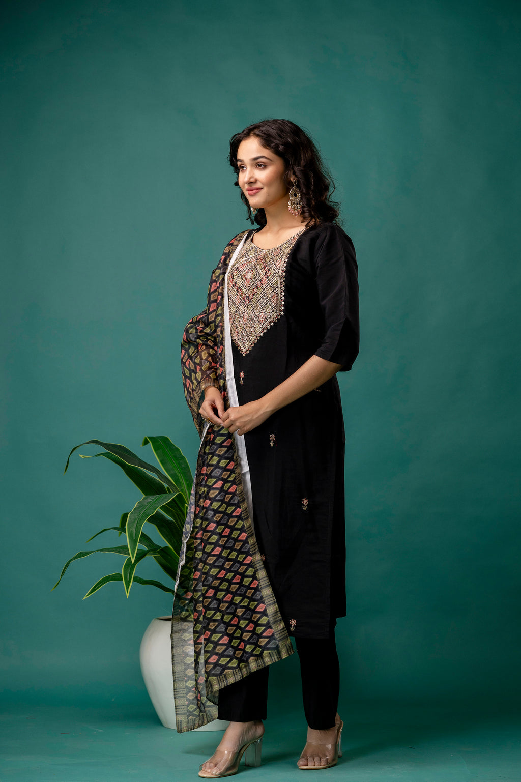 Organza Dupatta Kurti Set with Dori Work