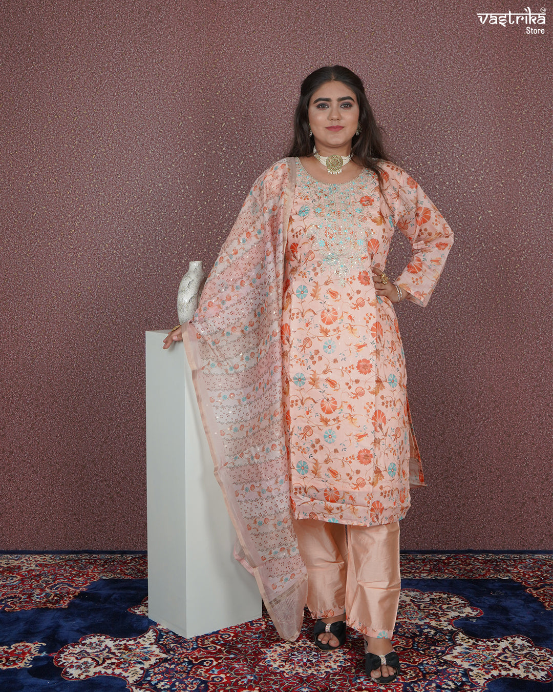 Straight Jari Work Kurti Set