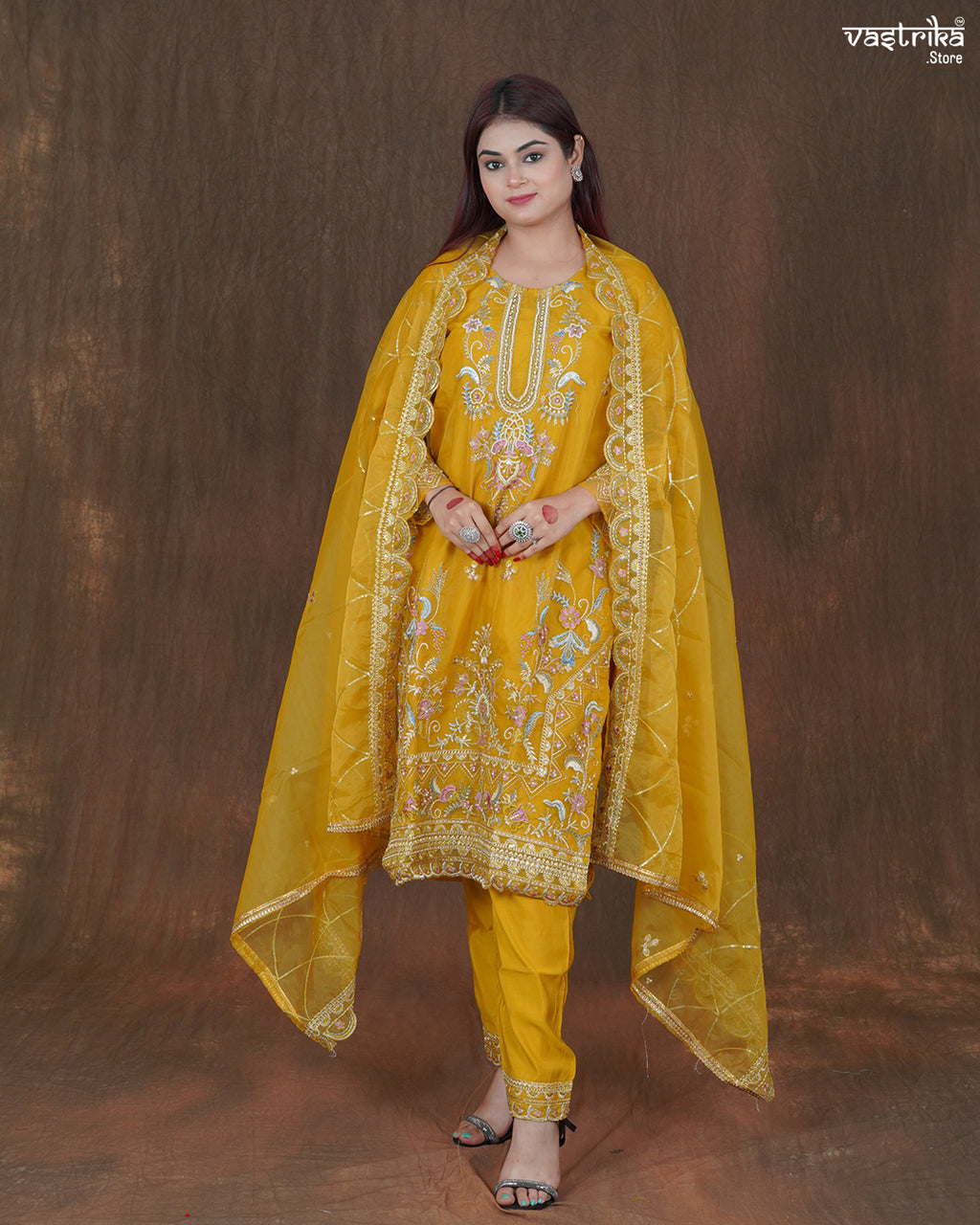 Zariya Handworked Jari Kurti Set