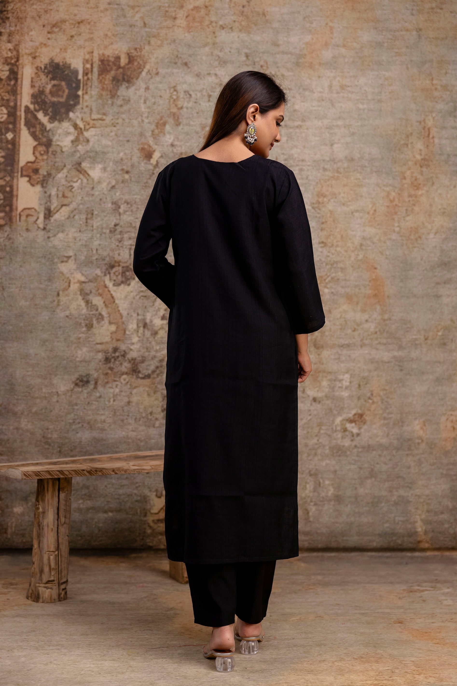 Resham Work V-Gala Kurti