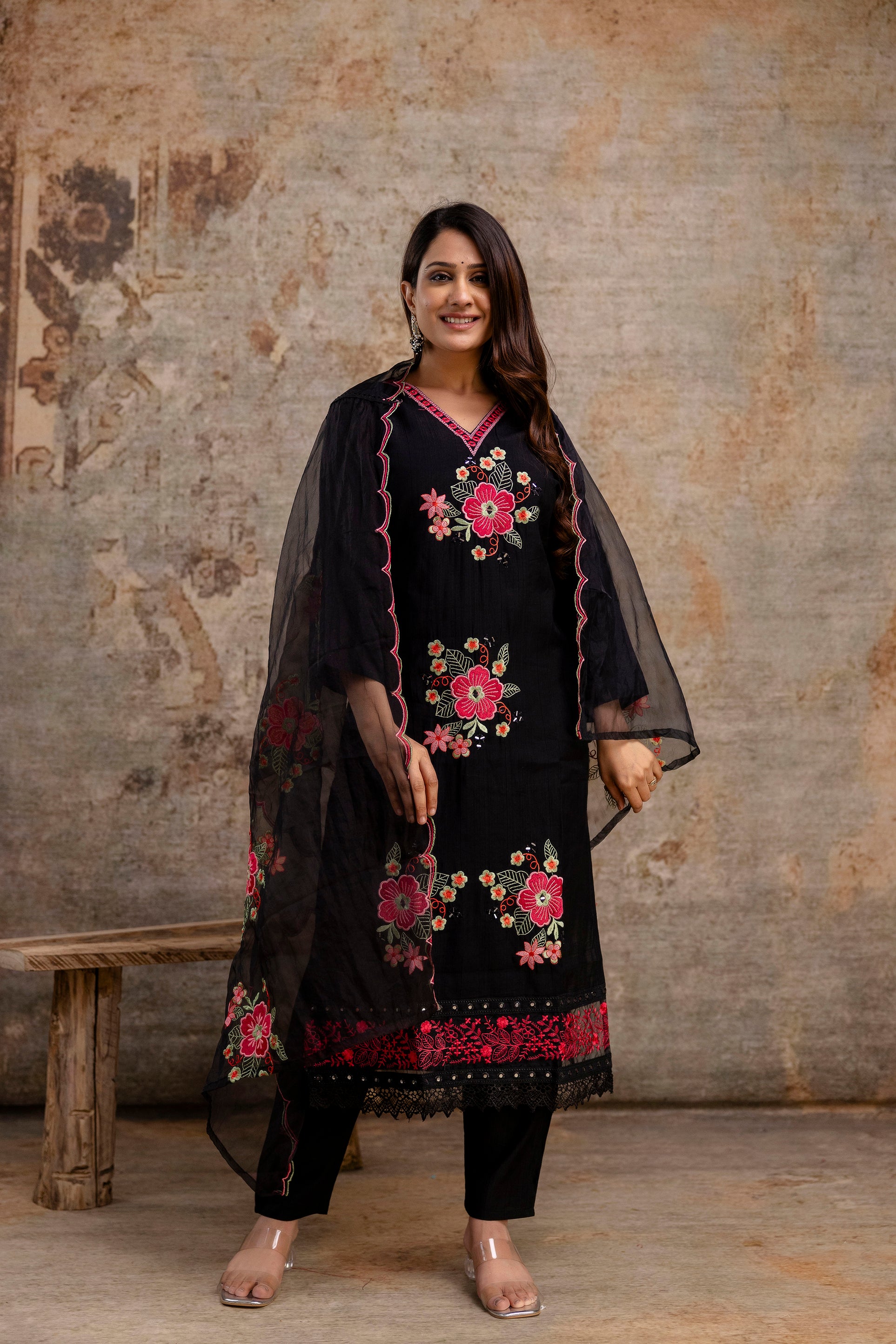 Resham Work V-Gala Kurti