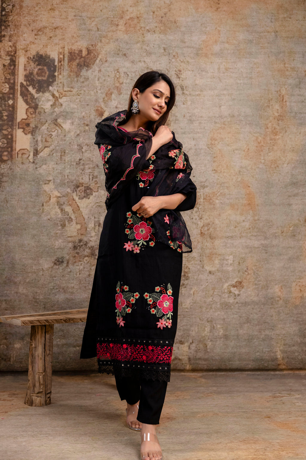 Resham Work V-Gala Kurti