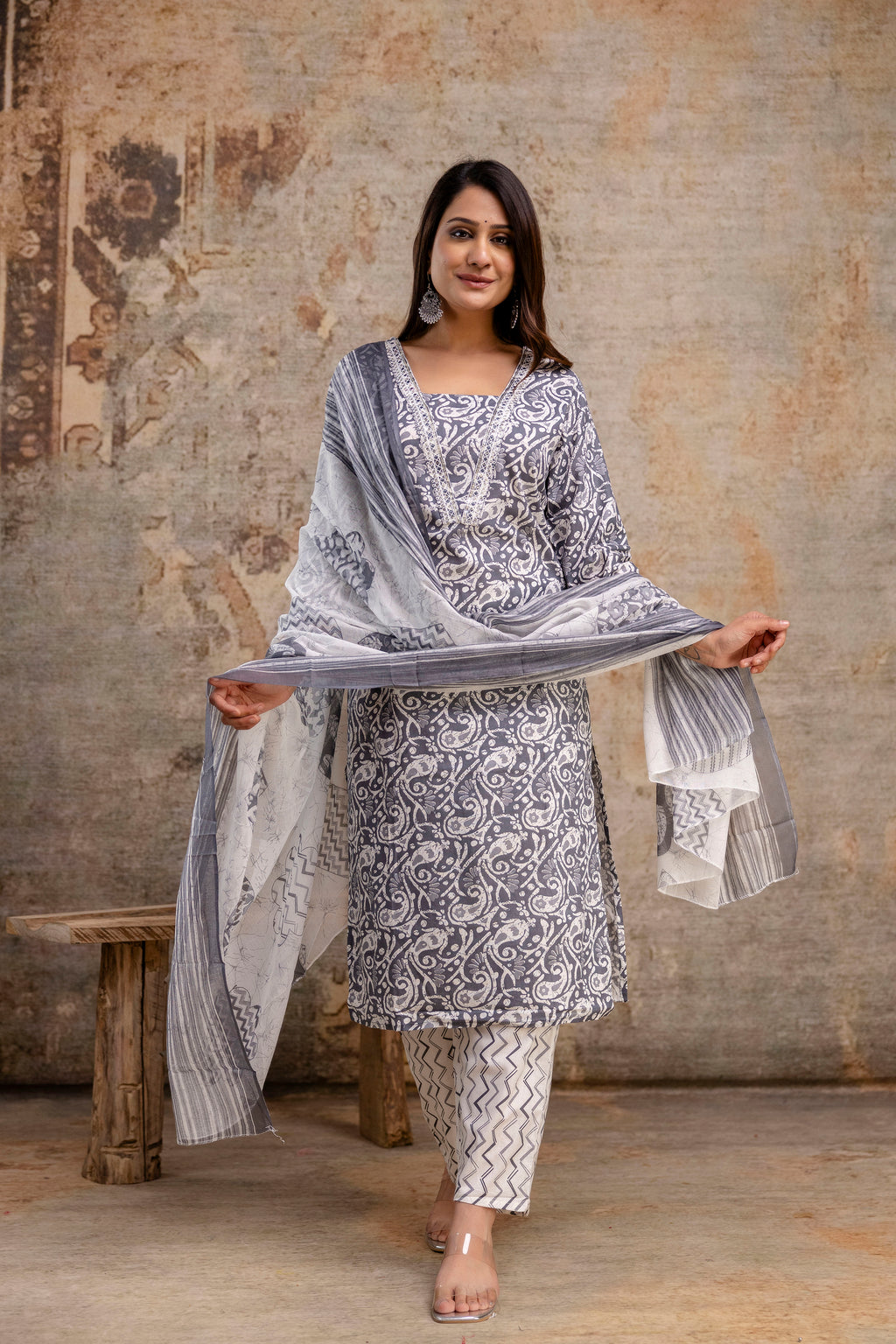 Resham Work V-Gala Kurti with Simple Bottom