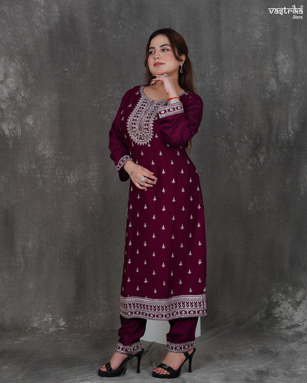 Round Neck Kurti Set with Jaal Dupatt