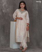 Aari Elegance Kurti Set