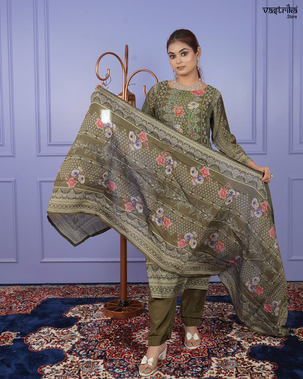 Handworked Kurti Set