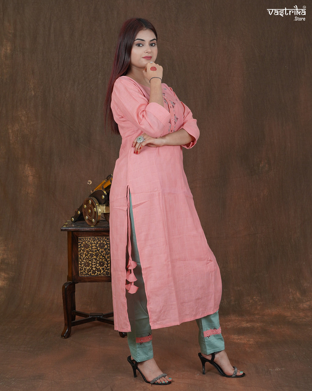 Meher Gath Kahdaai Kurti Set