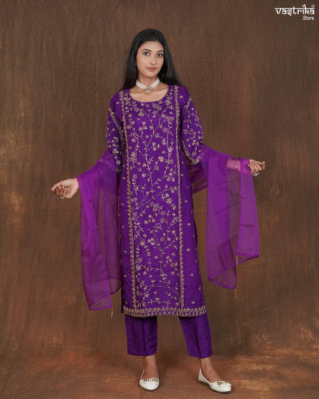 Full Jaal Handworked Kurti Set