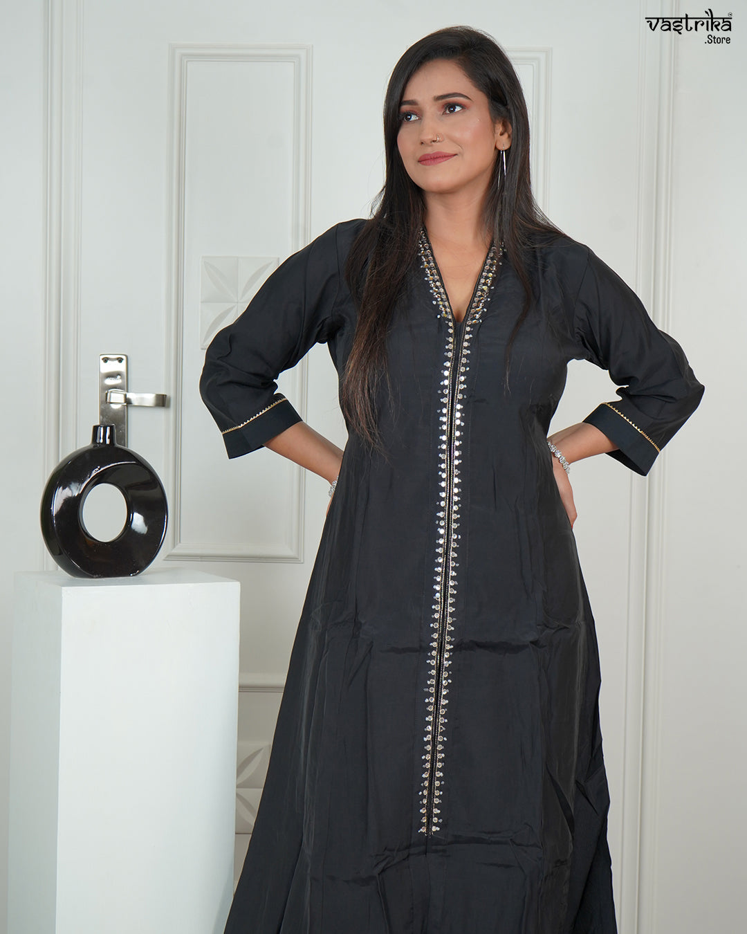 Elegant V-Collar Kurti
